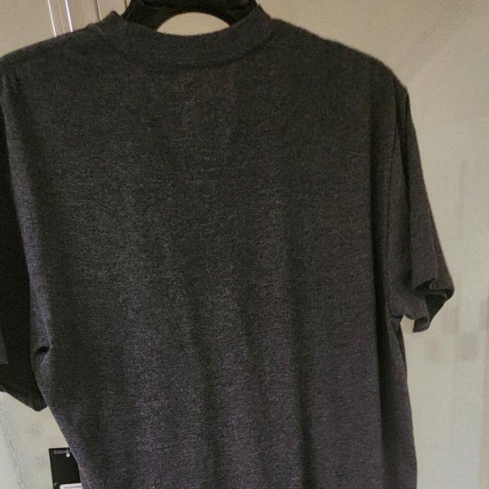 Men’s Gray Classic LOGO Adidas T-Shirt Size M-NWT - Picture 3 of 5